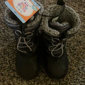 Members Mark kids snow boots 13/1